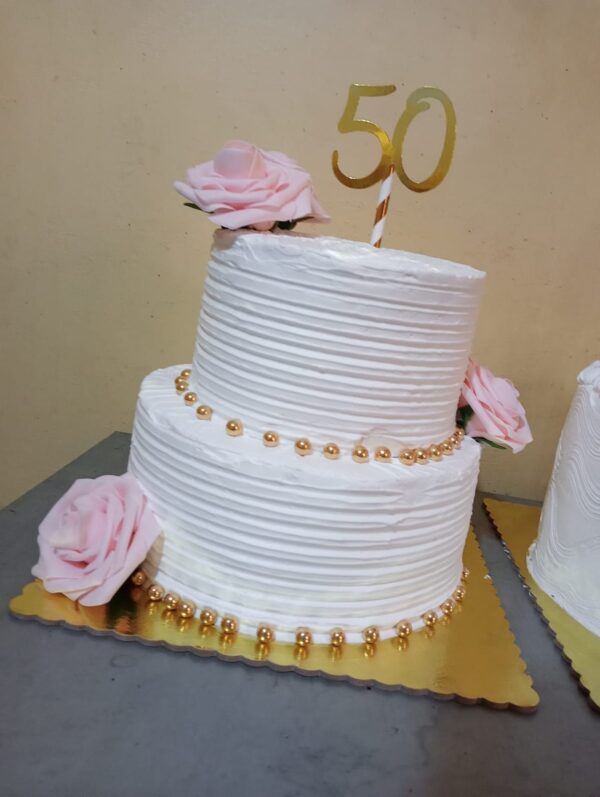 anniversary cakes in nakuru